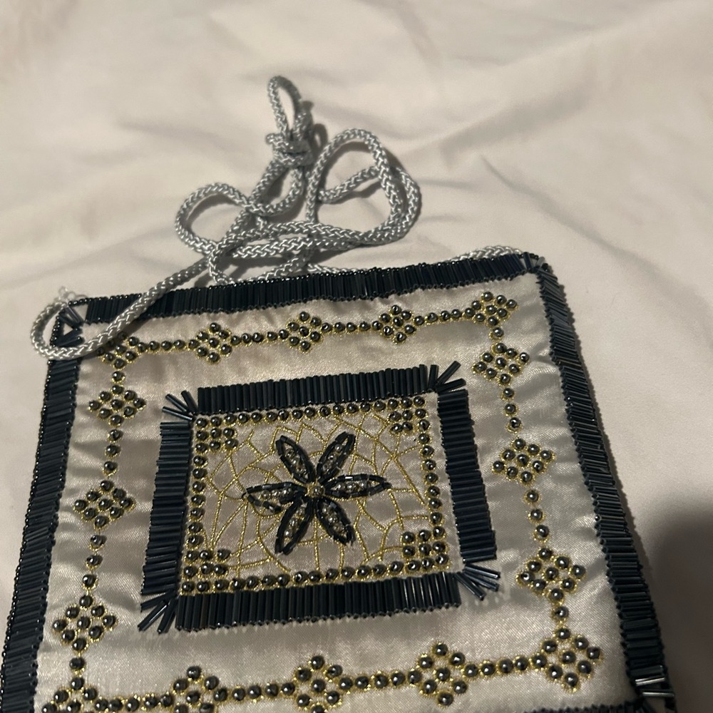 Valerie Stevens Black and Cream Beaded Mini Bag - Picture 8 of 8
